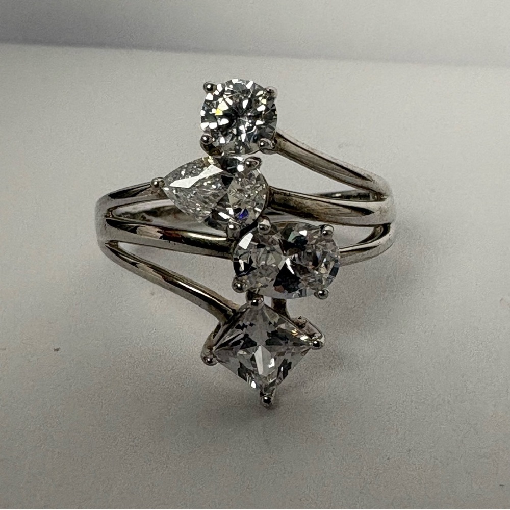 Elegant Sterling Silver Multi-Stone Ring size 10